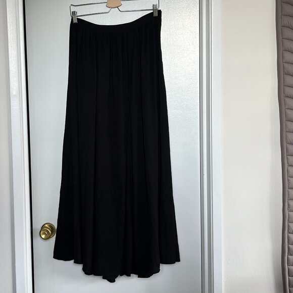 H&M Pleated Maxi Skirt - Picture 1 of 3